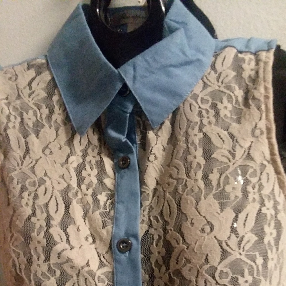 Ladies trendy top